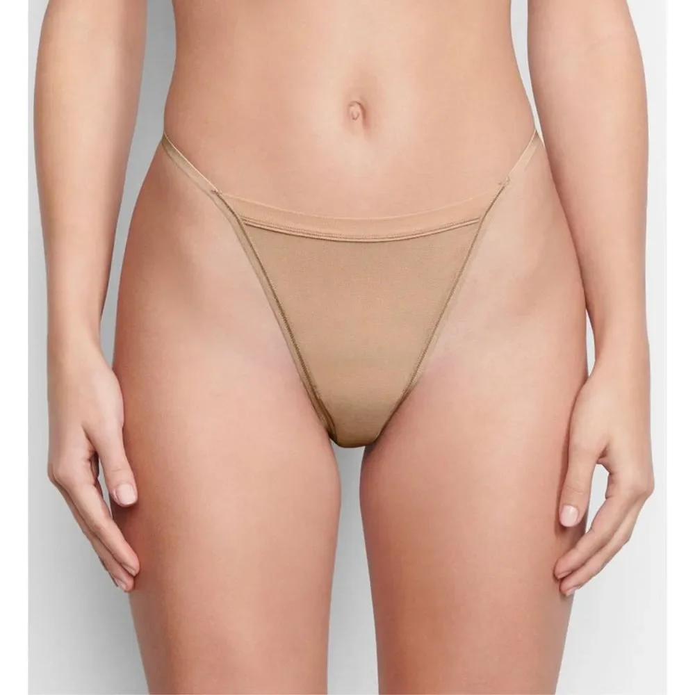 New SKIMS Summer Mesh String Thong 4X